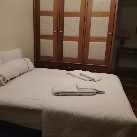 Iv Double Bed Avenida Da Republica Pensjonat